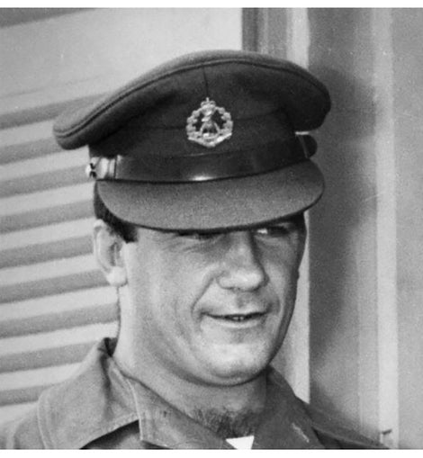 19704.jpg